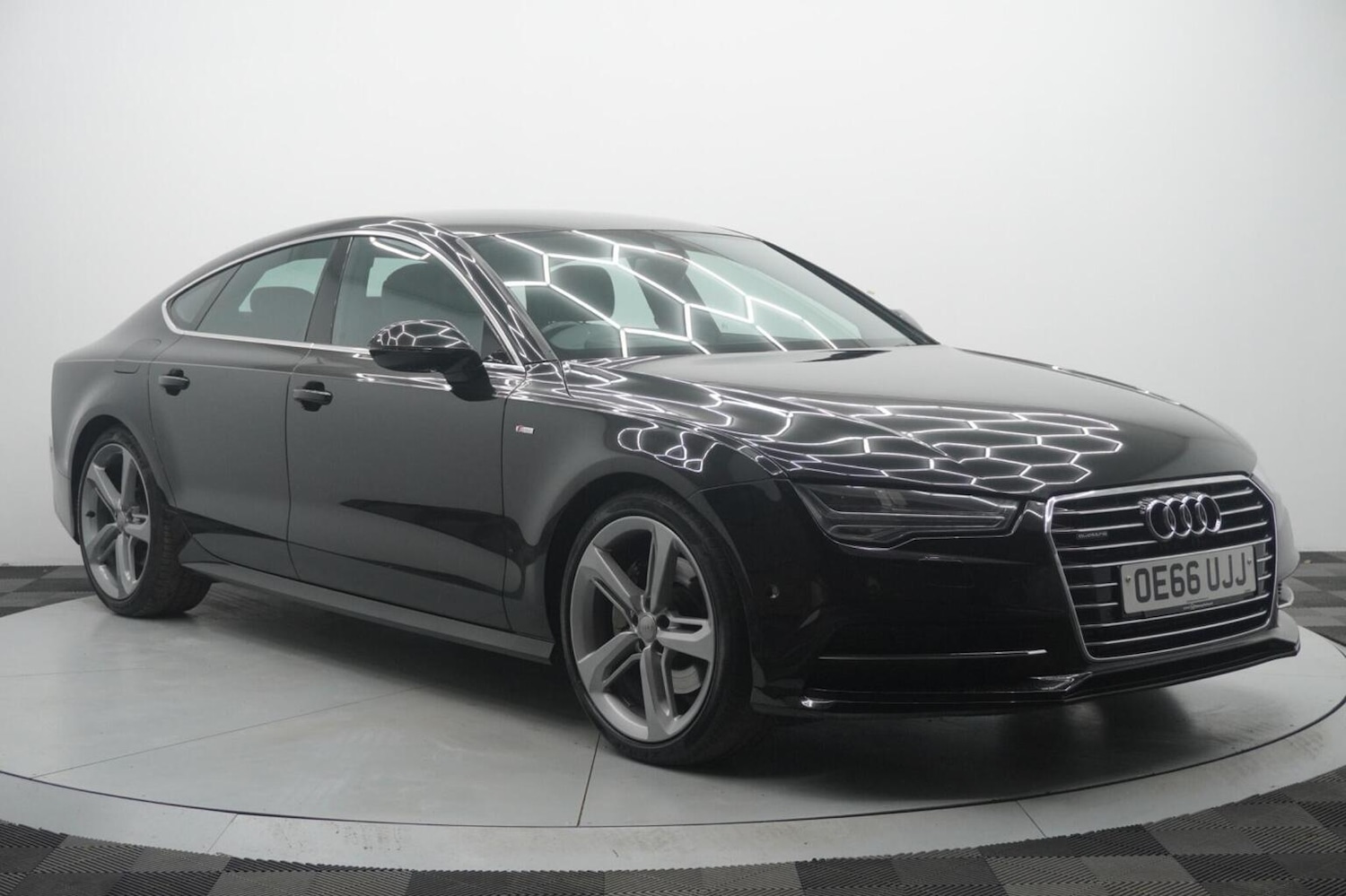 Used Audi A7 2017 for sale - 77522104: Photo 5