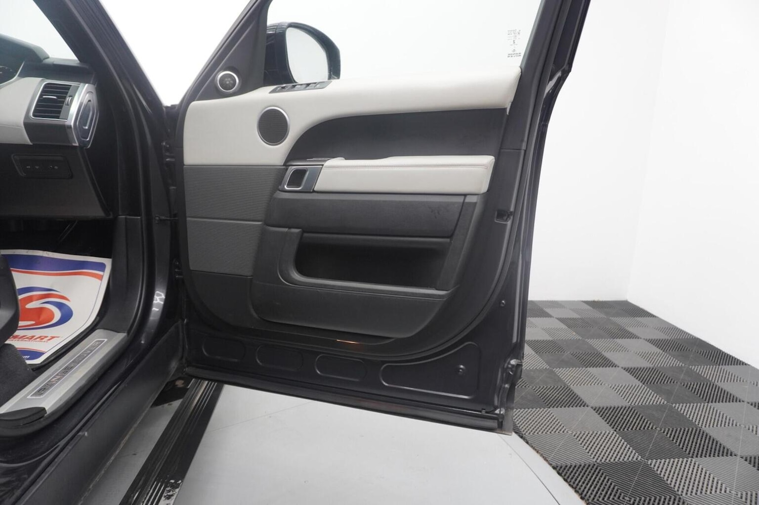 Used Land Rover Range Rover Sport 2016 for sale - 77522111: Photo 33