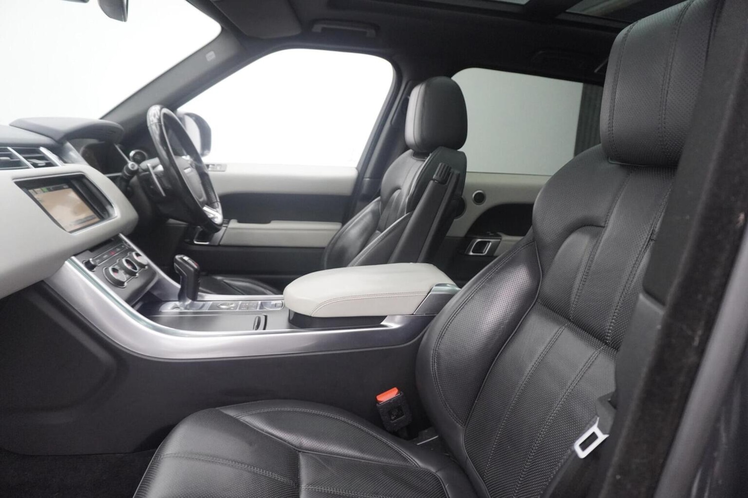 Used Land Rover Range Rover Sport 2016 for sale - 77522111: Photo 40