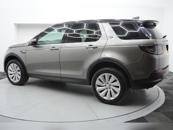 Used Land Rover Discovery Sport 2020 for sale - 79335597: Photo