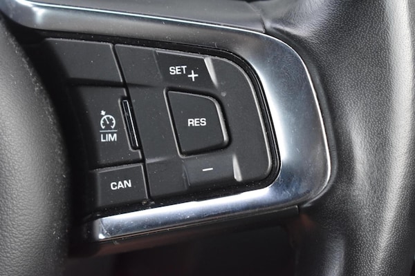 Used Jaguar E-Pace 2019 for sale - 74938080: Photo 31