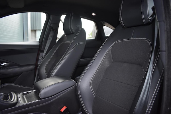 Used Jaguar E-Pace 2019 for sale - 74938080: Photo 40