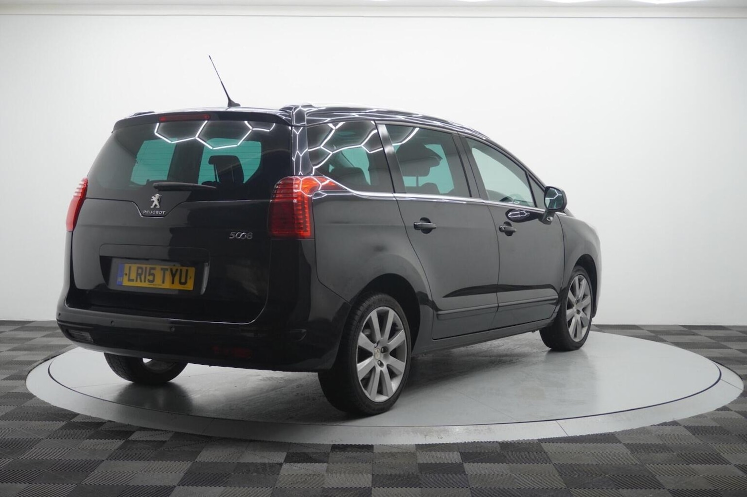 Used Peugeot 5008 2015 for sale - 77154381: Photo 23