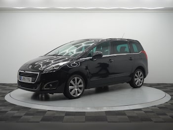 Used Peugeot 5008 2015 for sale - 77154381: Photo