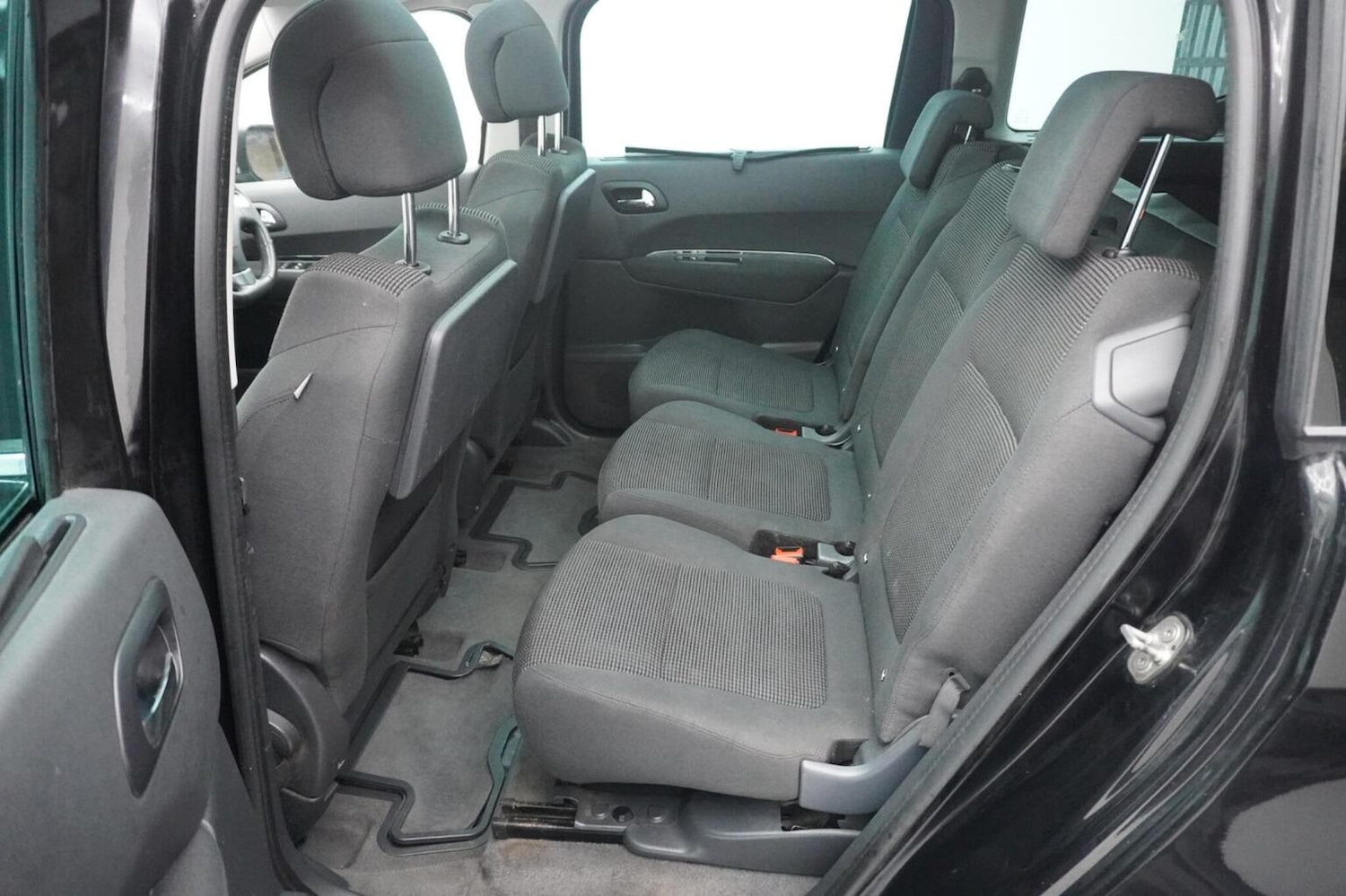 Used Peugeot 5008 2015 for sale - 77154381: Photo 30