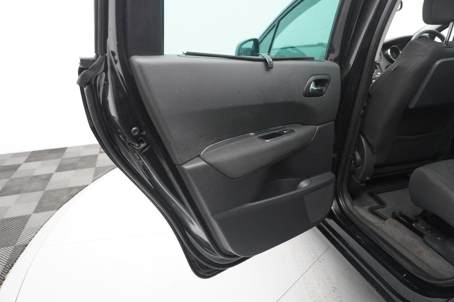 Used Peugeot 5008 2015 for sale - 77154381: Photo 32