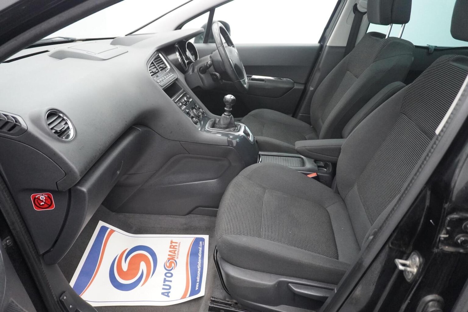 Used Peugeot 5008 2015 for sale - 77154381: Photo 39