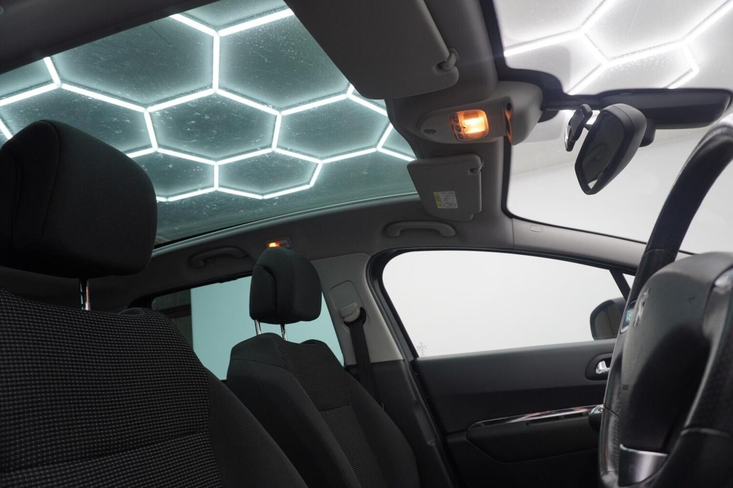 Used Peugeot 5008 2015 for sale - 77154381: Photo 44