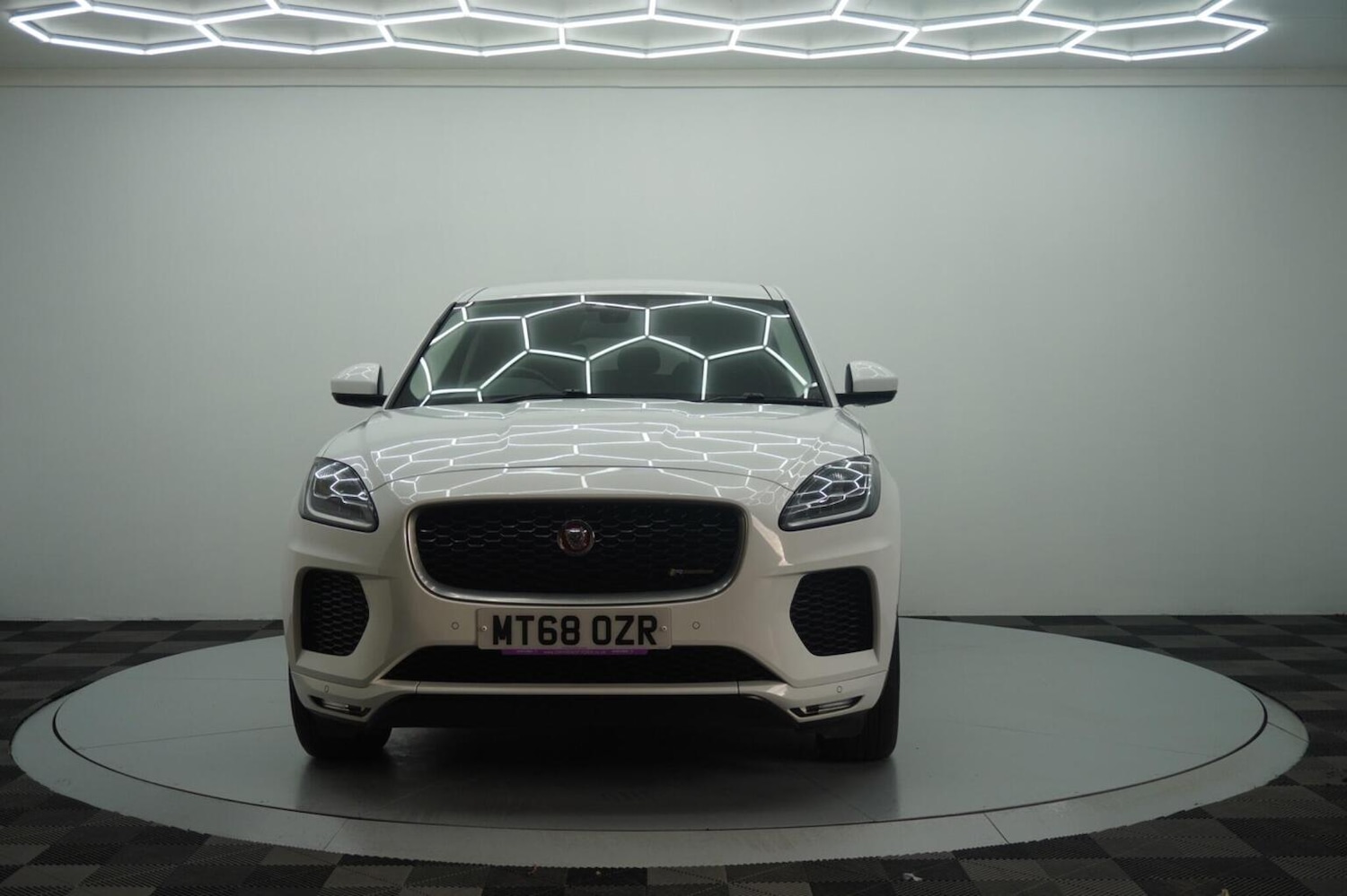 Used Jaguar E-Pace 2018 for sale - 77277328: Photo 12