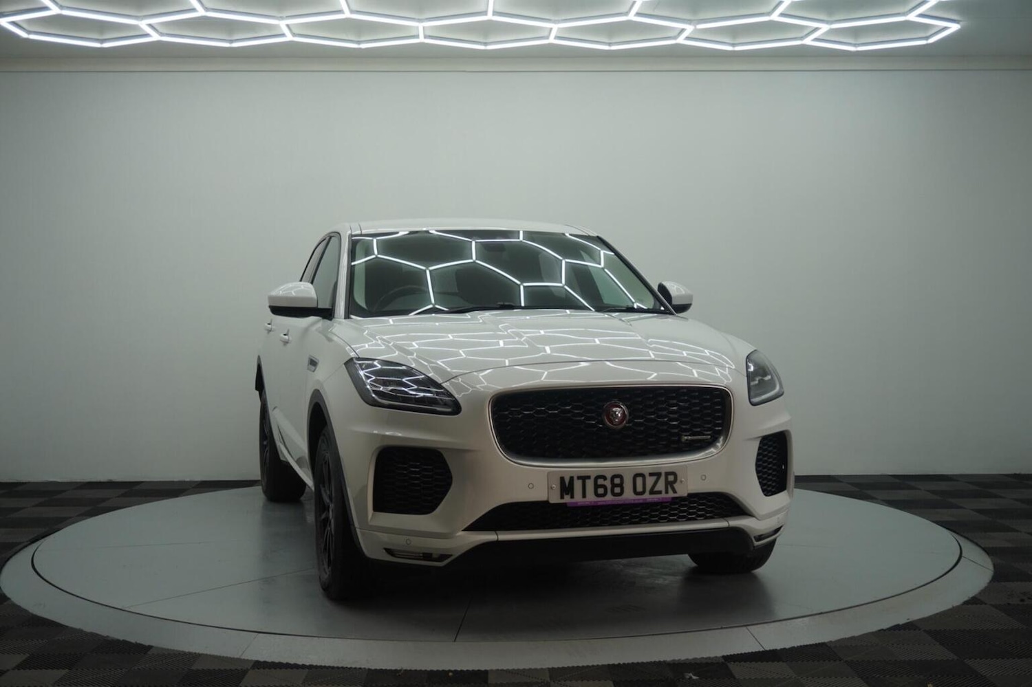 Used Jaguar E-Pace 2018 for sale - 77277328: Photo 14