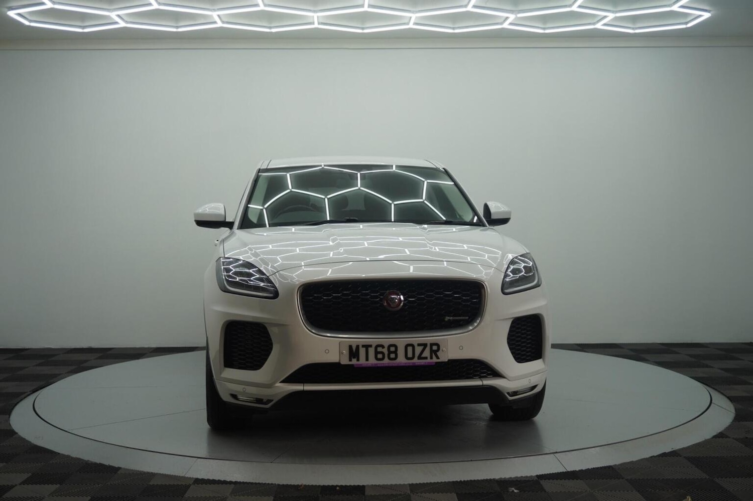 Used Jaguar E-Pace 2018 for sale - 77277328: Photo 16