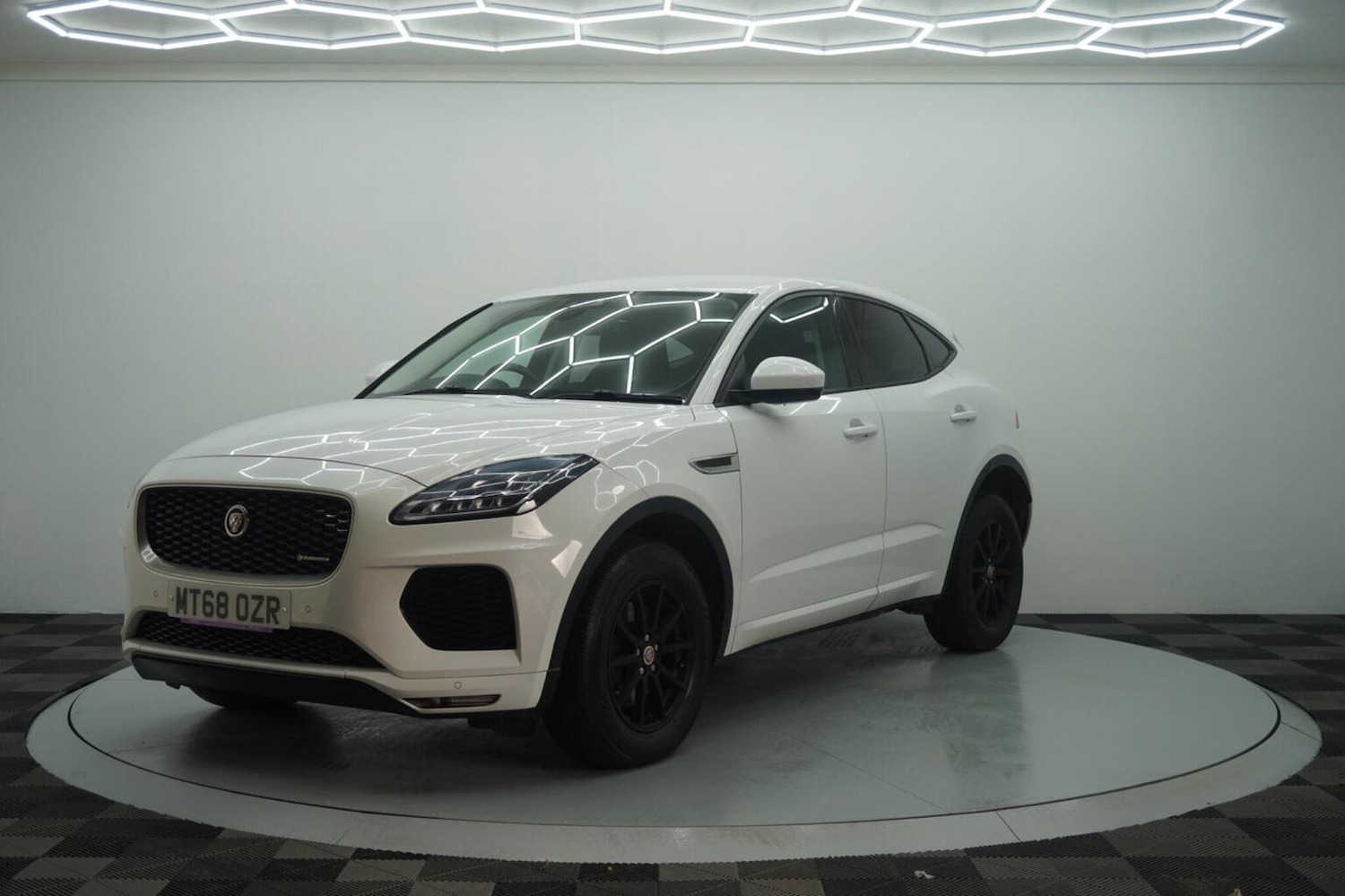 Used Jaguar E-Pace 2018 for sale - 77277328: Photo 19