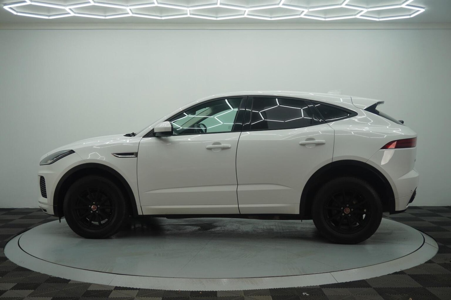 Used Jaguar E-Pace 2018 for sale - 77277328: Photo 30