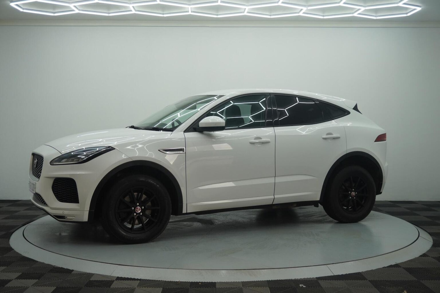 Used Jaguar E-Pace 2018 for sale - 77277328: Photo 33