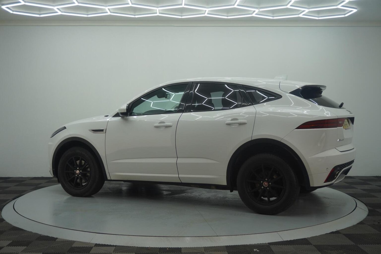 Used Jaguar E-Pace 2018 for sale - 77277328: Photo 37