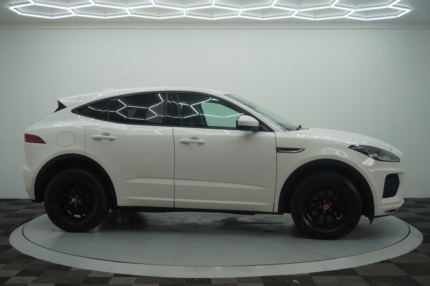 Used Jaguar E-Pace 2018 for sale - 77277328: Photo 44