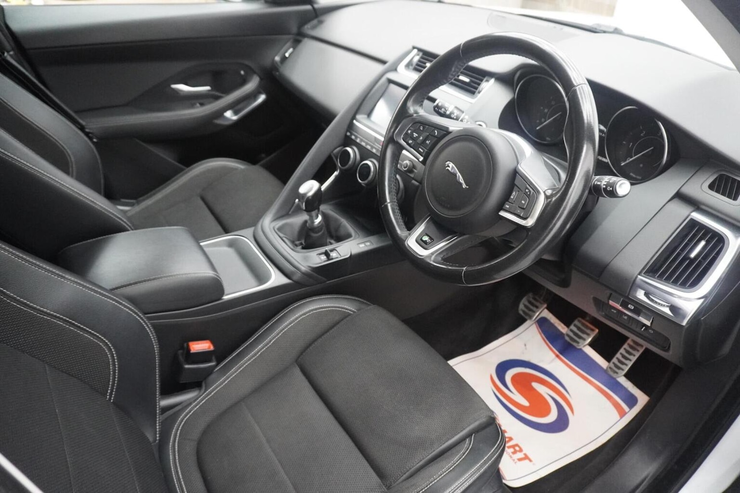 Used Jaguar E-Pace 2018 for sale - 77277328: Photo 62