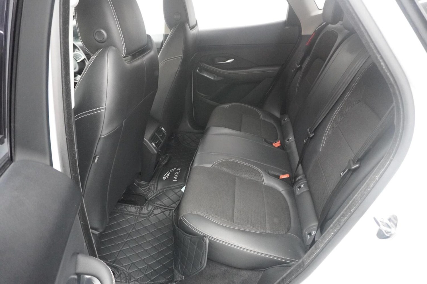 Used Jaguar E-Pace 2018 for sale - 77277328: Photo 68