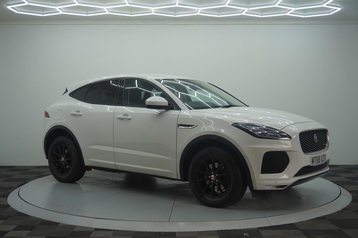 Used Jaguar E-Pace 2018 for sale - 77277328: Photo 7