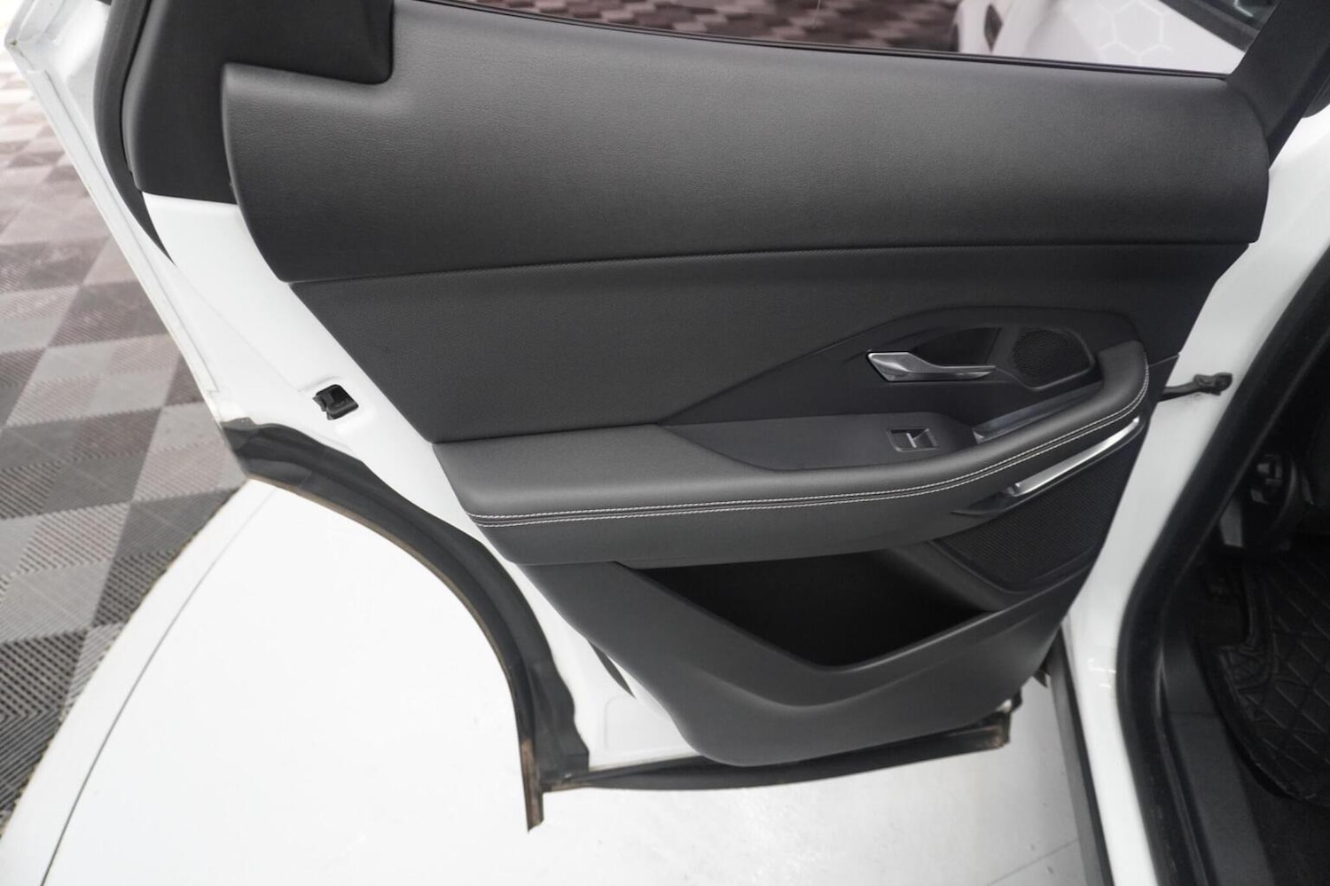 Used Jaguar E-Pace 2018 for sale - 77277328: Photo 77