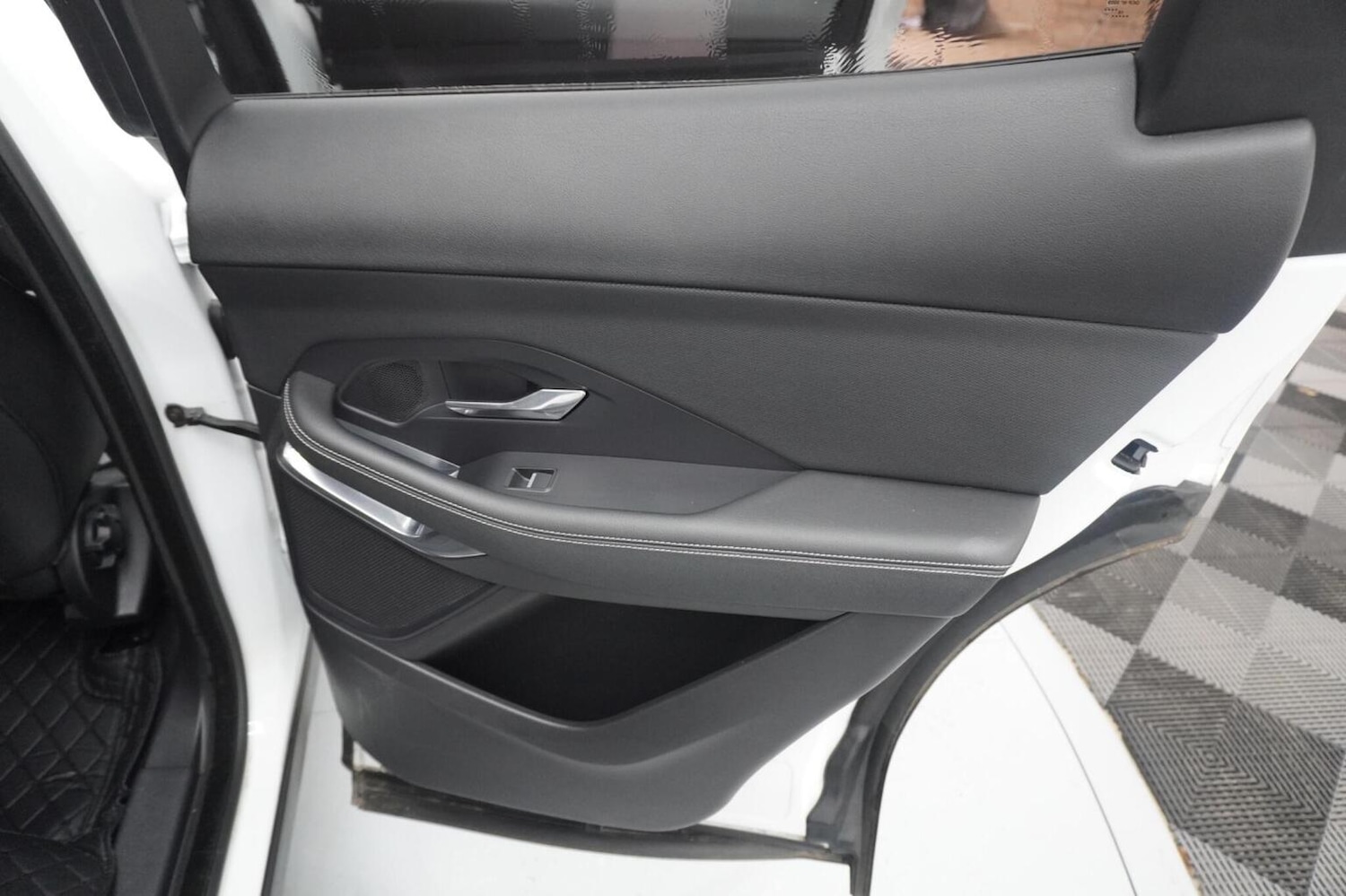 Used Jaguar E-Pace 2018 for sale - 77277328: Photo 79