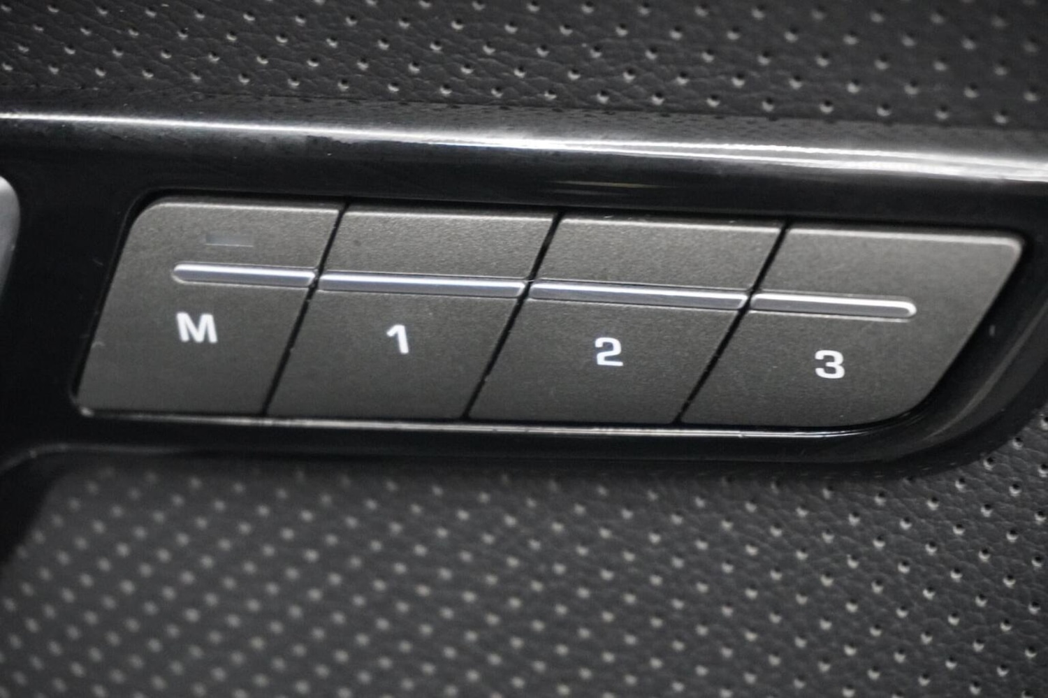 Used Land Rover Range Rover Evoque 2015 for sale - 77350167: Photo 40