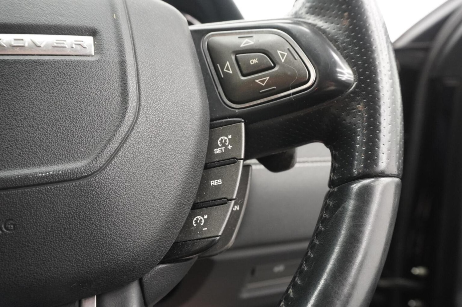 Used Land Rover Range Rover Evoque 2015 for sale - 77350167: Photo 41