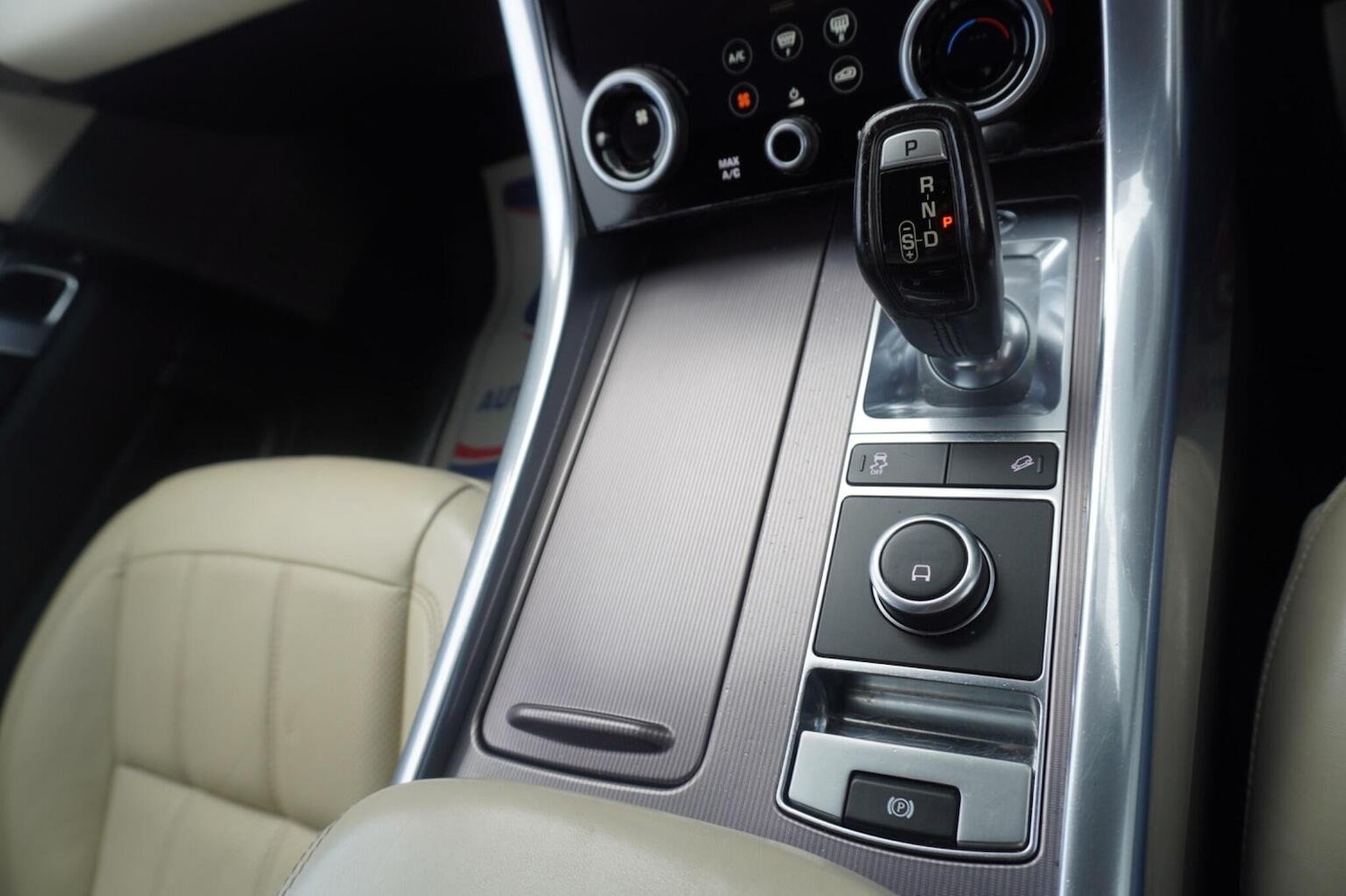 Used Land Rover Range Rover Sport 2018 for sale - 75856369: Photo 11
