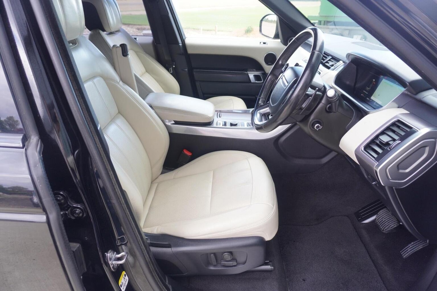Used Land Rover Range Rover Sport 2018 for sale - 75856369: Photo 15