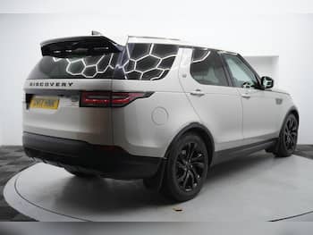 Used Land Rover Discovery 2017 for sale - 79563991: Photo