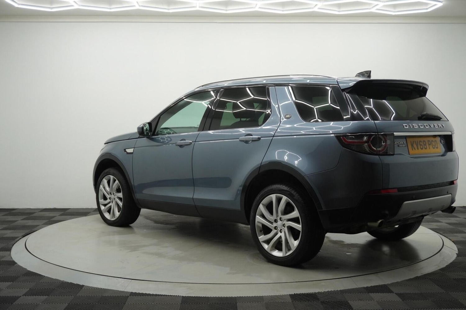 Used Land Rover Discovery Sport 2018 for sale - 77073102: Photo 16