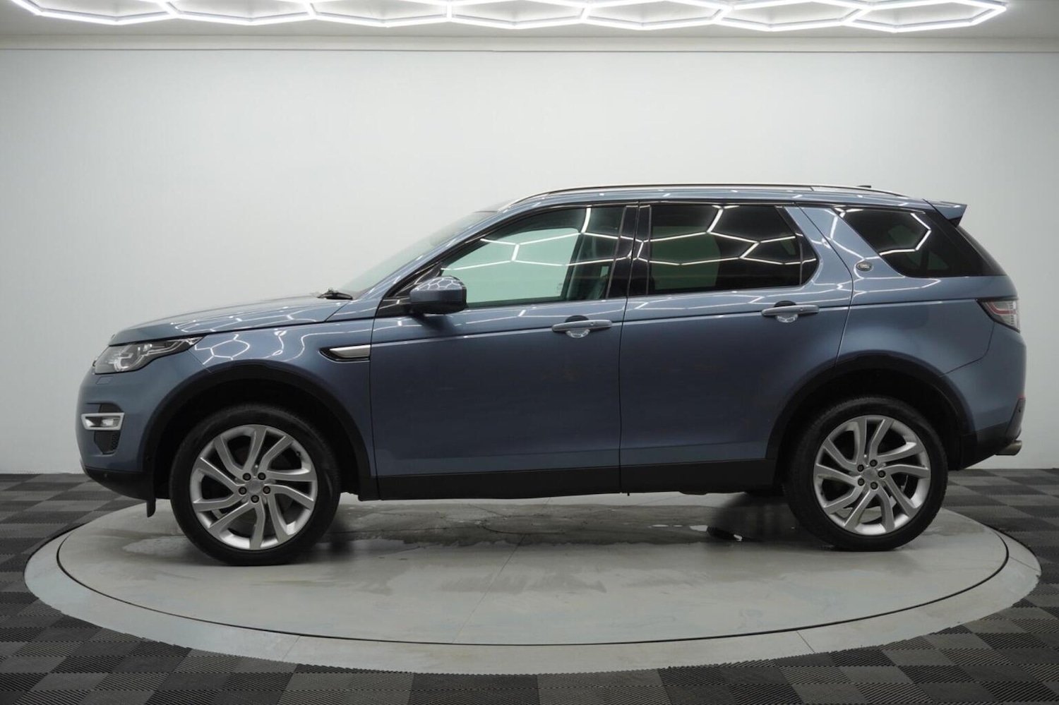 Used Land Rover Discovery Sport 2018 for sale - 77073102: Photo 19