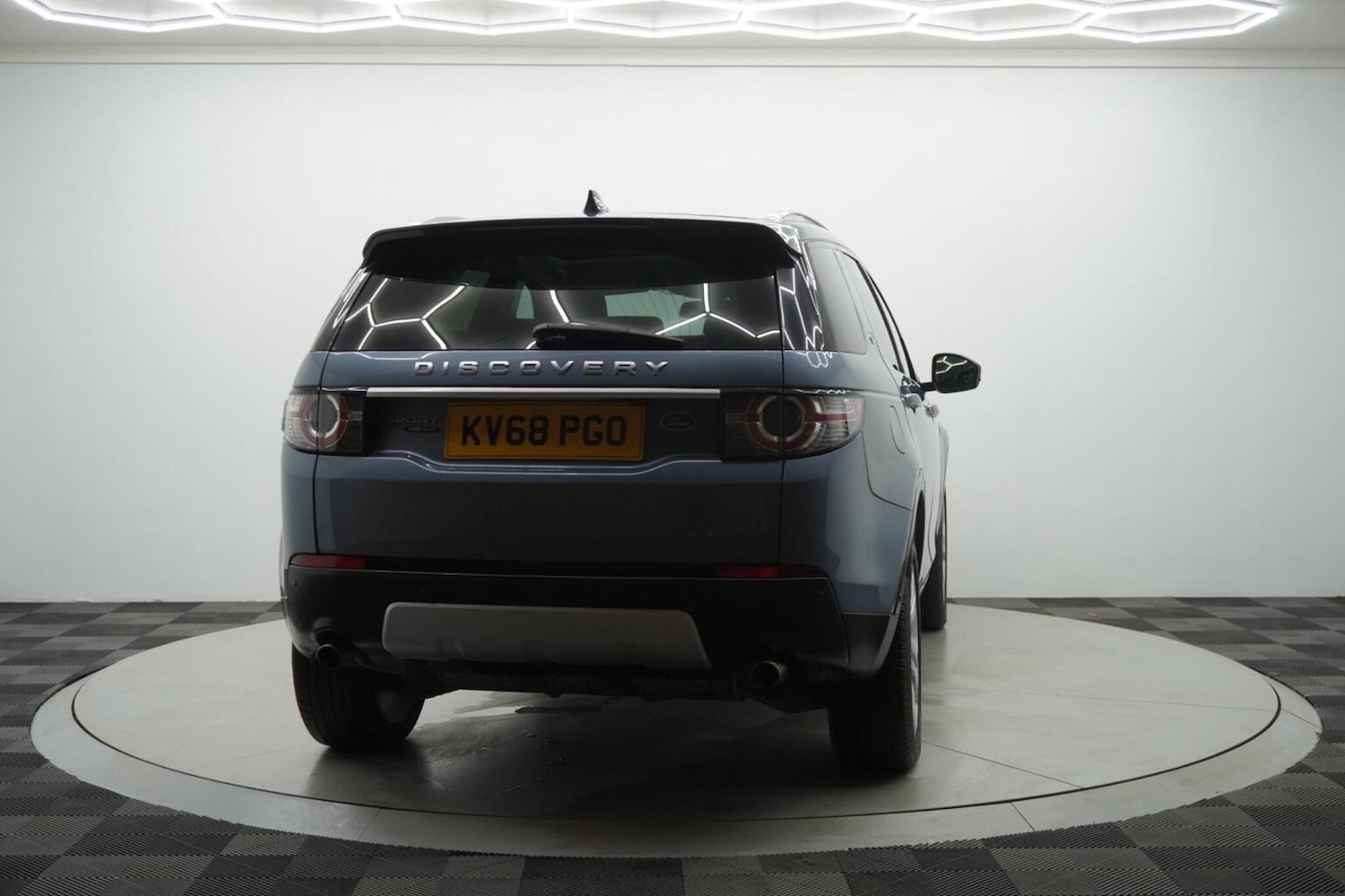 Used Land Rover Discovery Sport 2018 for sale - 77073102: Photo 24