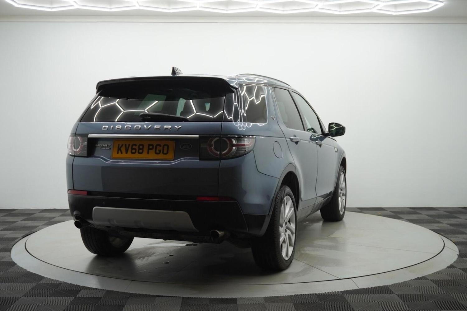 Used Land Rover Discovery Sport 2018 for sale - 77073102: Photo 33