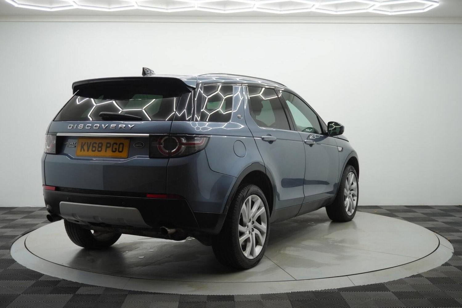 Used Land Rover Discovery Sport 2018 for sale - 77073102: Photo 36