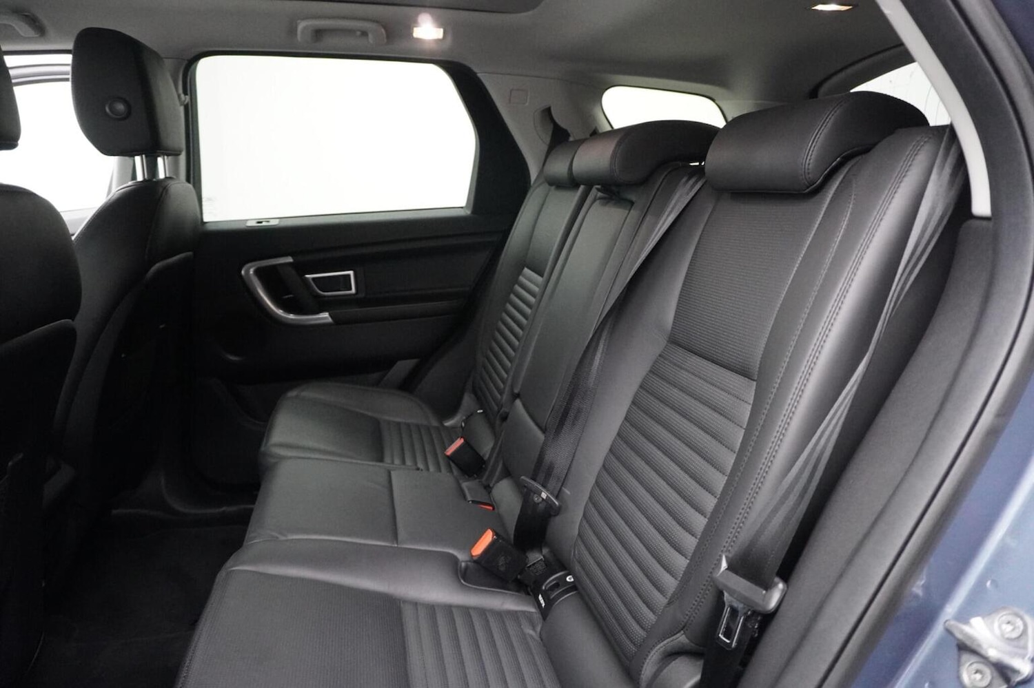 Used Land Rover Discovery Sport 2018 for sale - 77073102: Photo 43