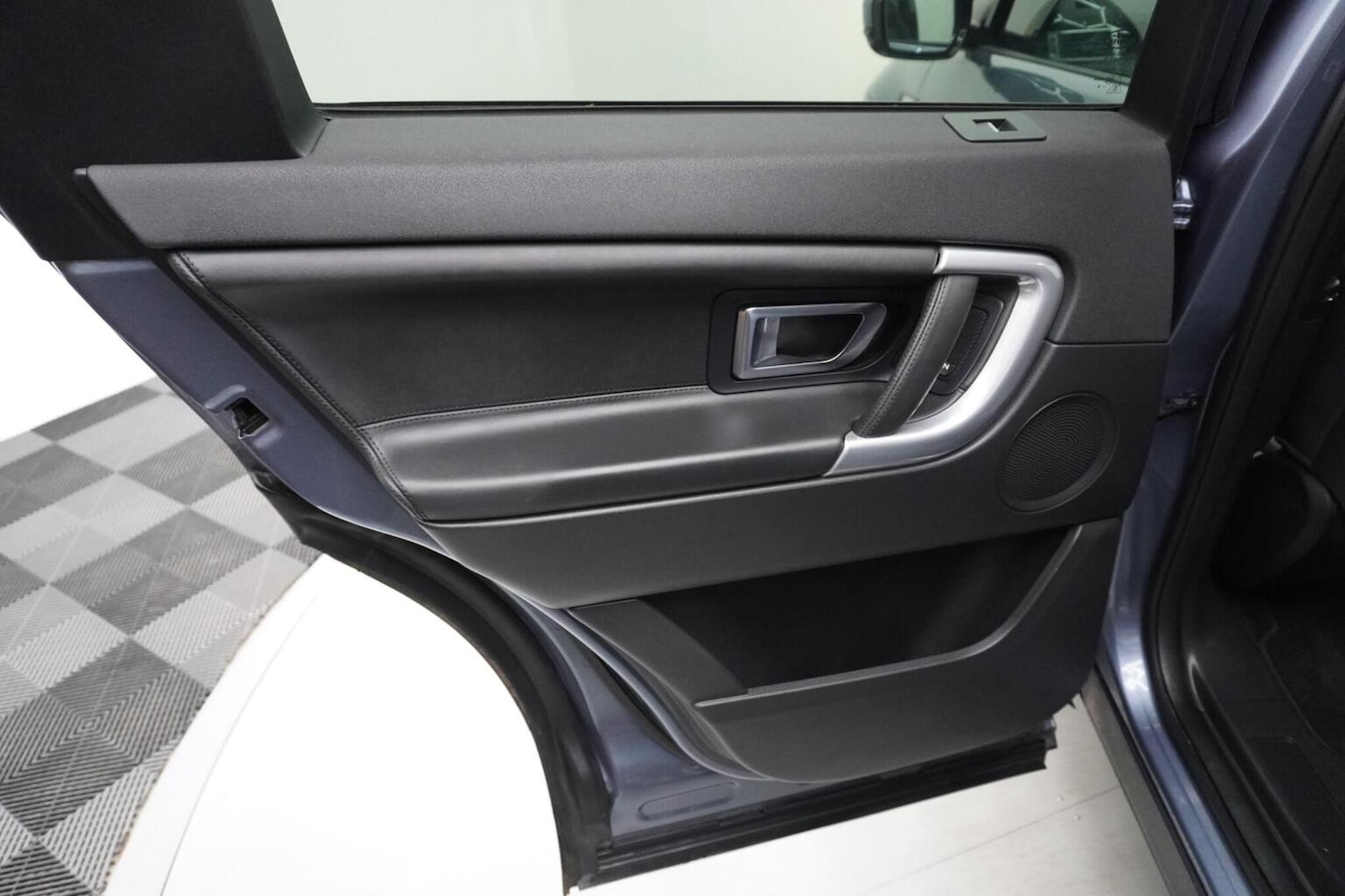 Used Land Rover Discovery Sport 2018 for sale - 77073102: Photo 57