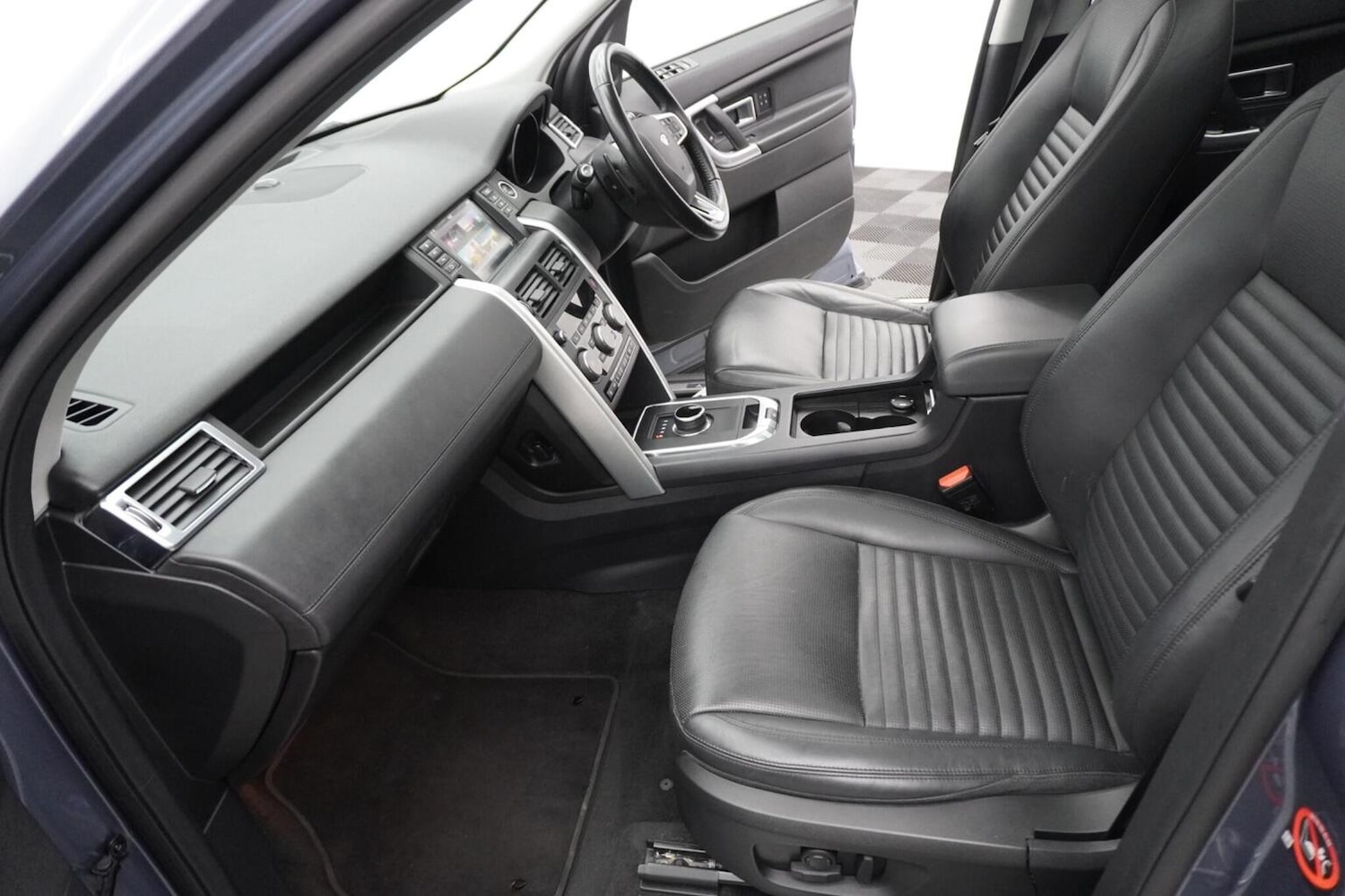 Used Land Rover Discovery Sport 2018 for sale - 77073102: Photo 61