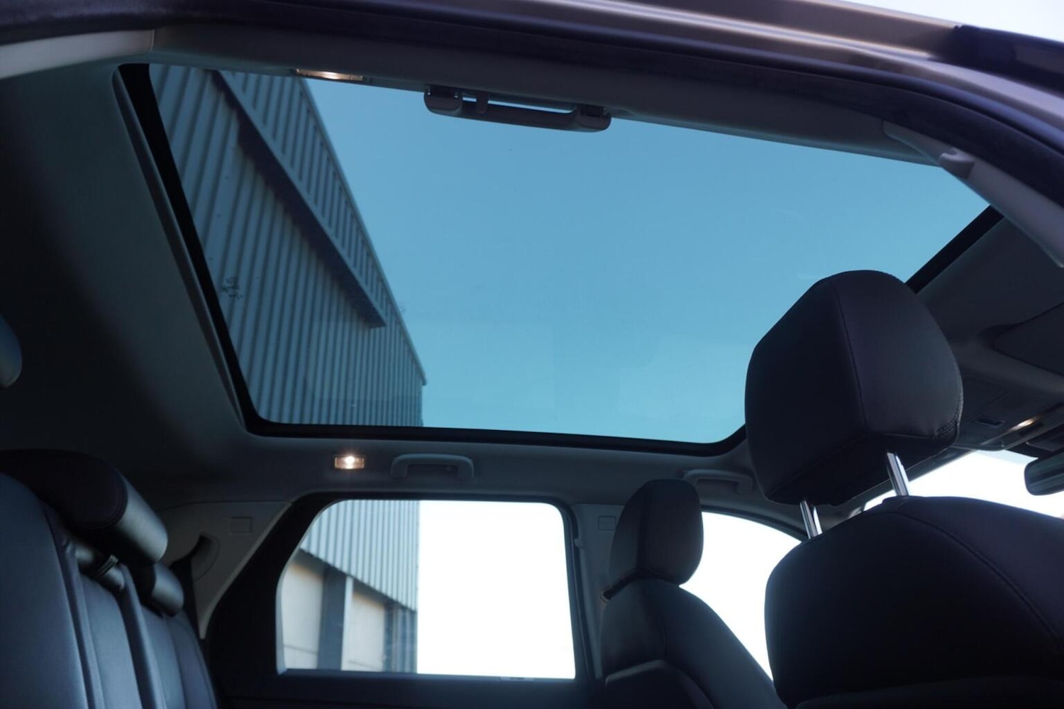 Used Land Rover Discovery Sport 2016 for sale - 76347192: Photo 44