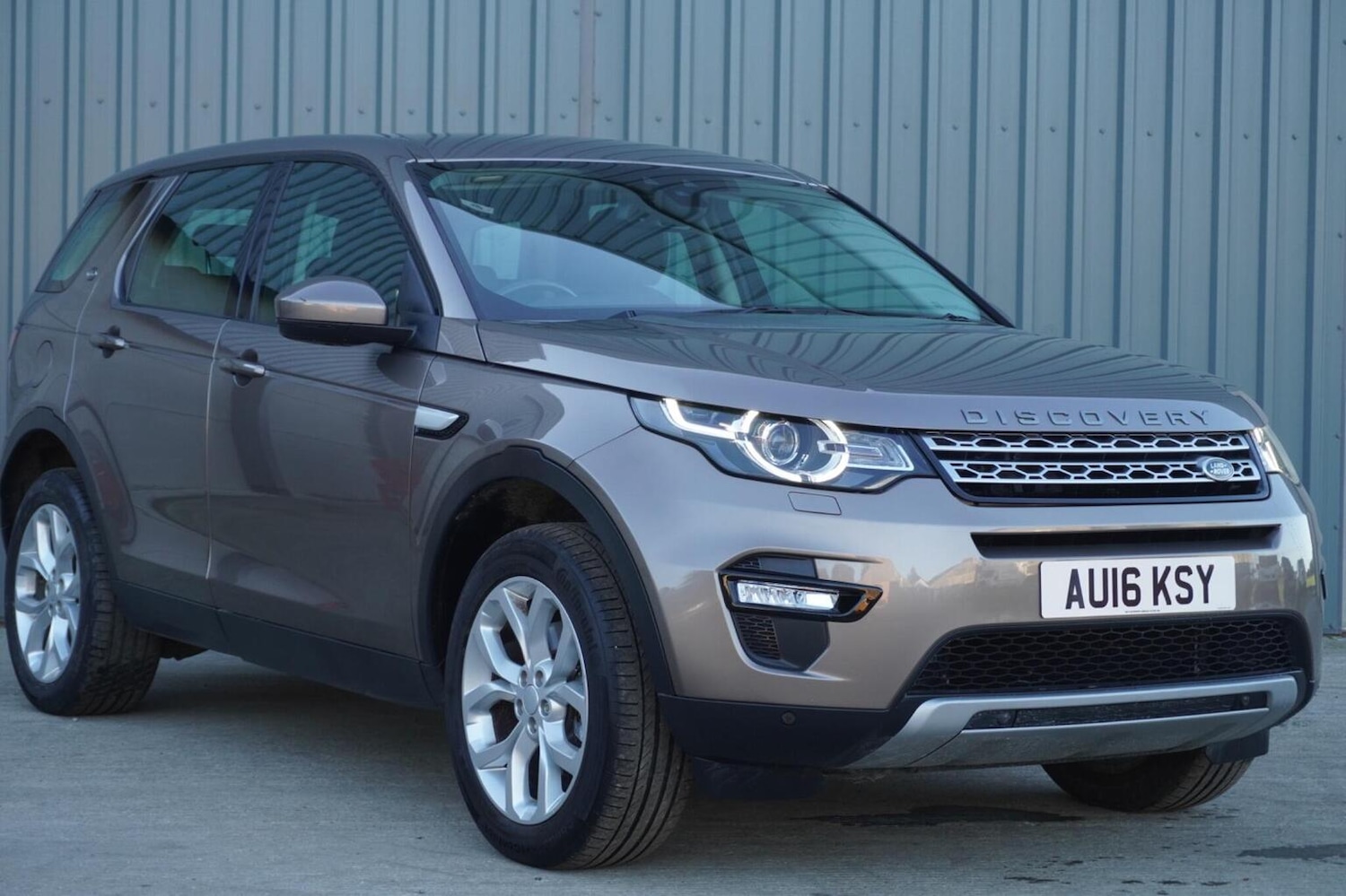 Used Land Rover Discovery Sport 2016 for sale - 76347192: Photo 8