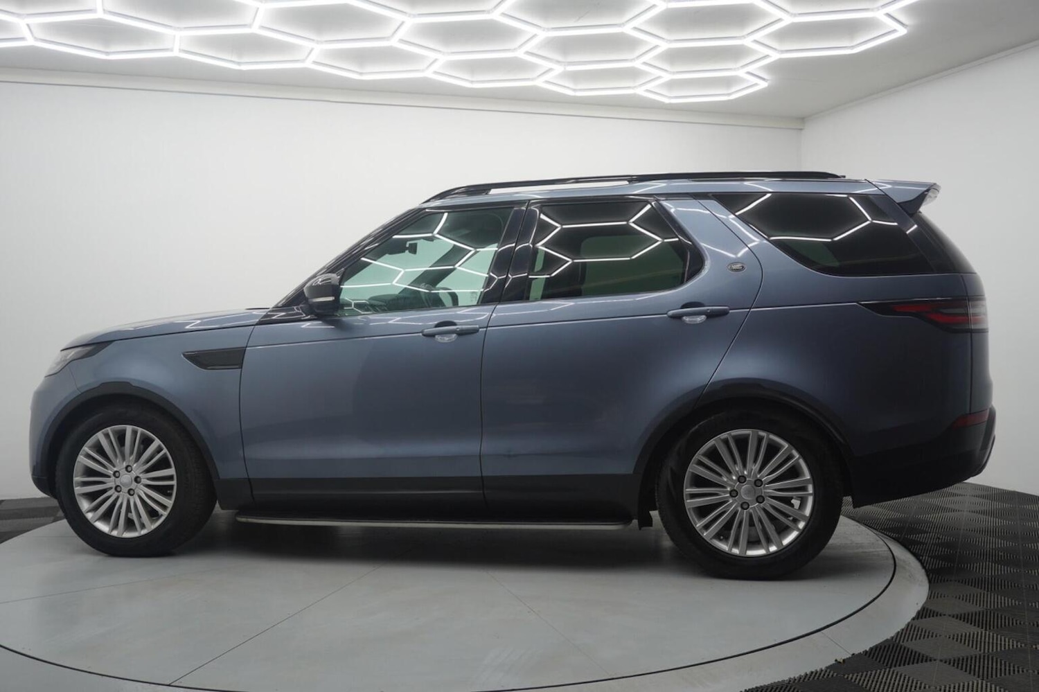 Used Land Rover Discovery 2019 for sale - 77595358: Photo 10