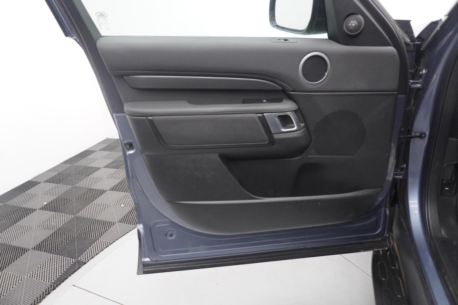 Used Land Rover Discovery 2019 for sale - 77595358: Photo 38