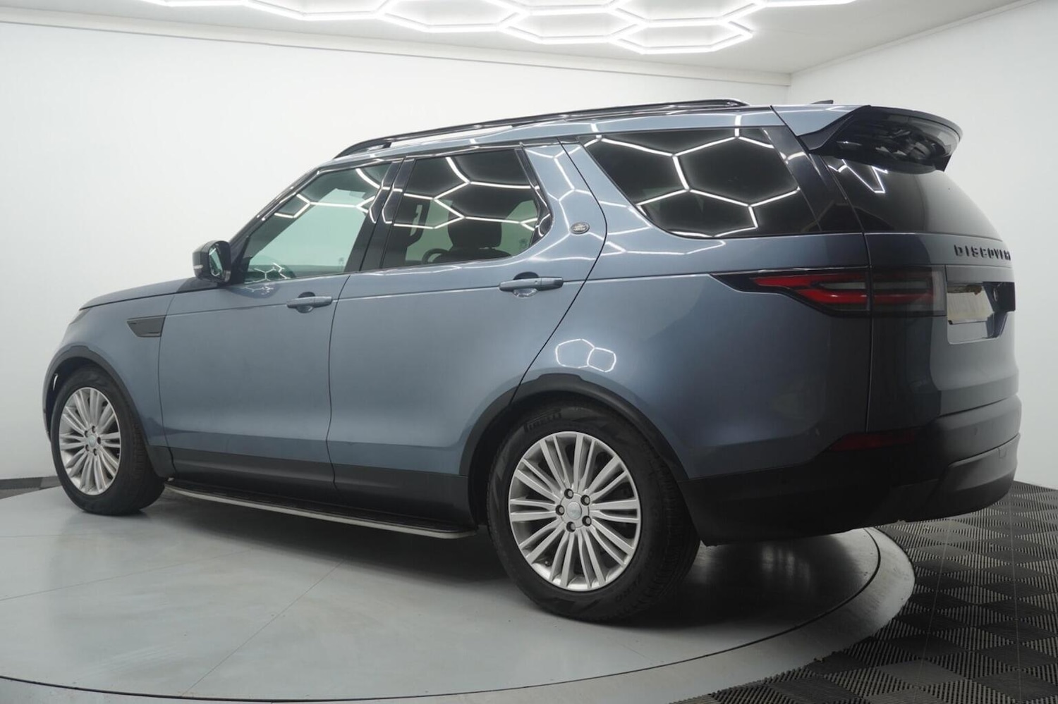 Used Land Rover Discovery 2019 for sale - 77595358: Photo 4