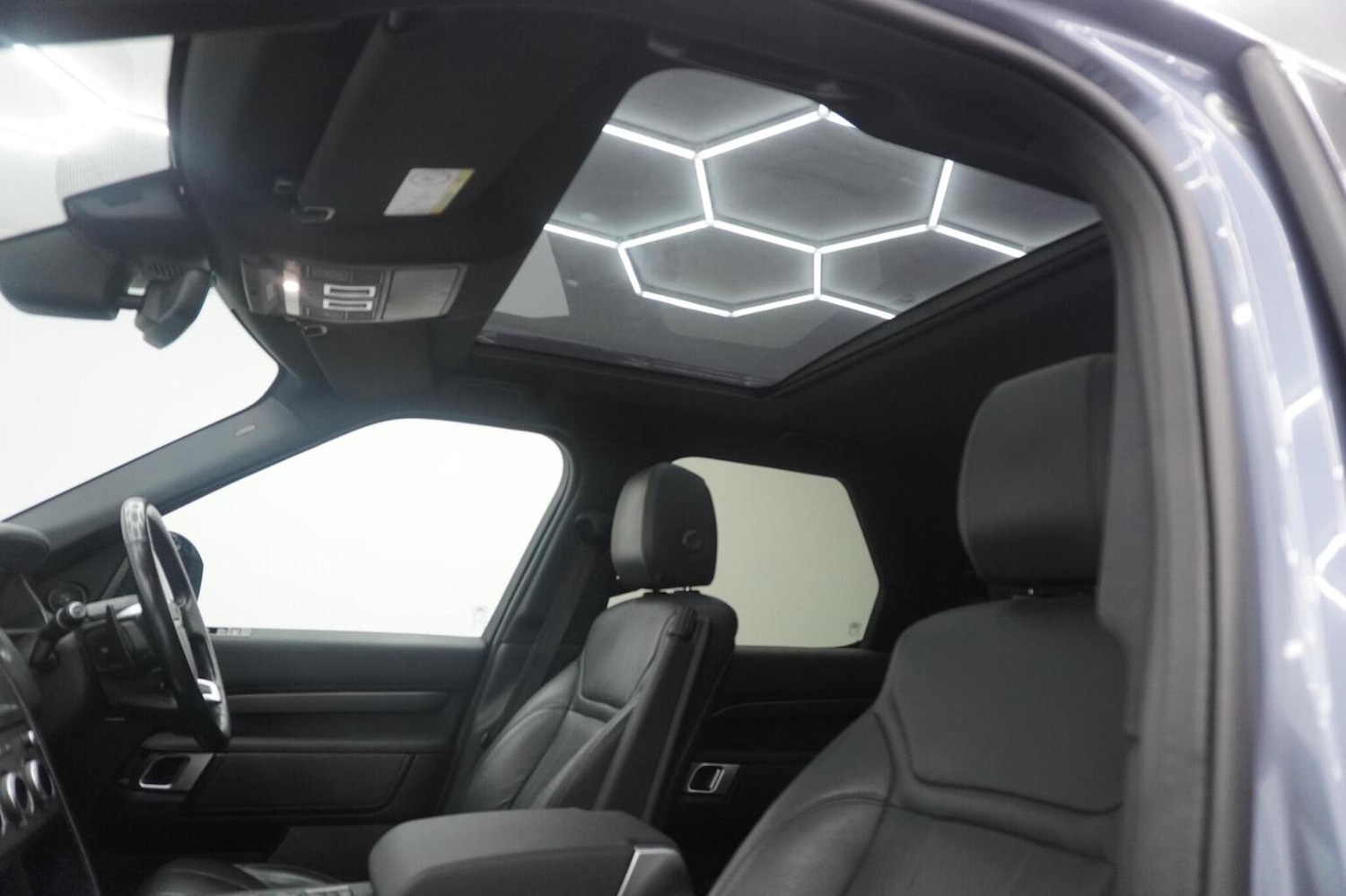 Used Land Rover Discovery 2019 for sale - 77595358: Photo 46