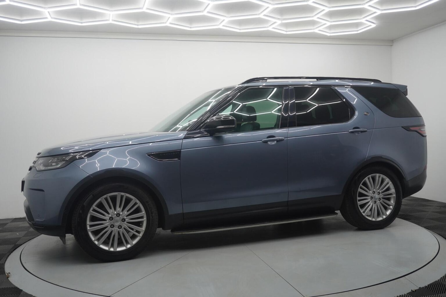 Used Land Rover Discovery 2019 for sale - 77595358: Photo 5