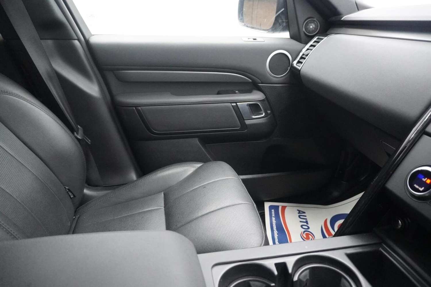 Used Land Rover Discovery 2019 for sale - 77595358: Photo 50