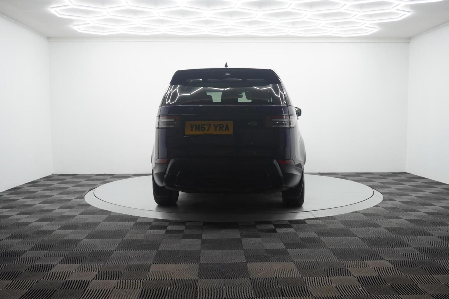 Used Land Rover Discovery 2017 for sale - 77164750: Photo 18