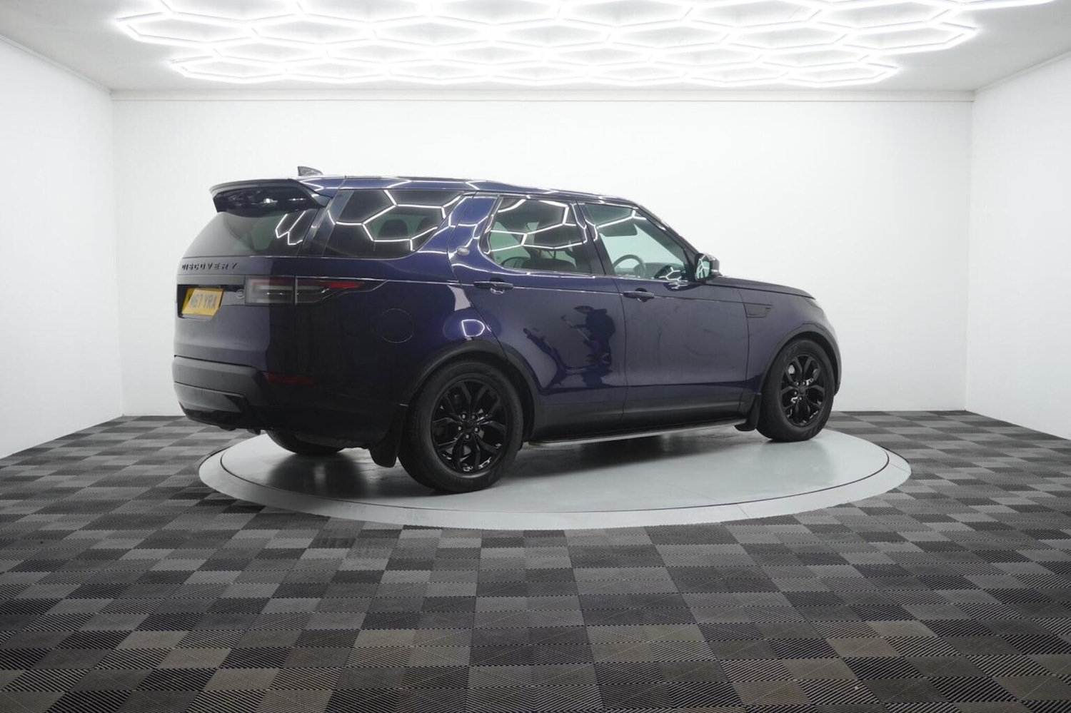 Used Land Rover Discovery 2017 for sale - 77164750: Photo 31