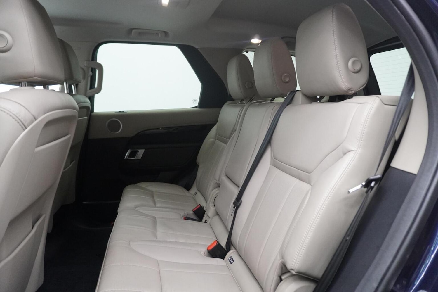 Used Land Rover Discovery 2017 for sale - 77164750: Photo 40