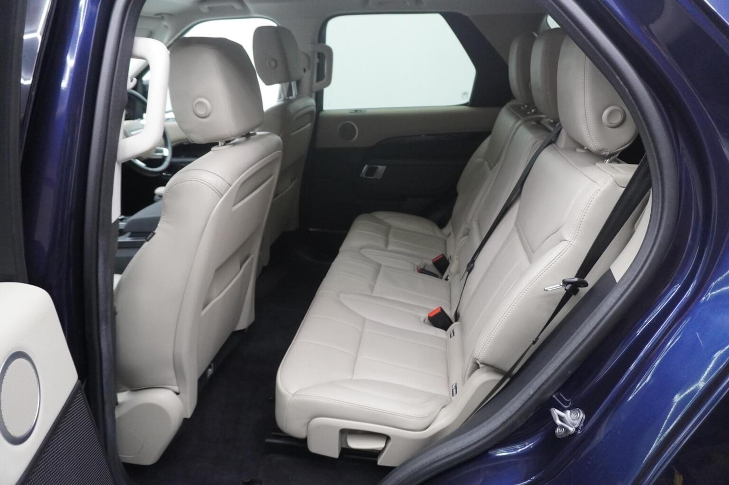 Used Land Rover Discovery 2017 for sale - 77164750: Photo 42